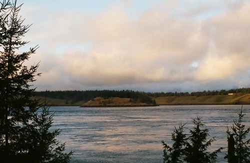 Roche Harbor House | Waterfront! Near Roche Harbor! Hot Tub! (SSH)