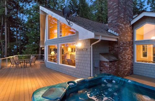 Roche Harbor House | Waterfront! Near Roche Harbor! Hot Tub! (SSH)