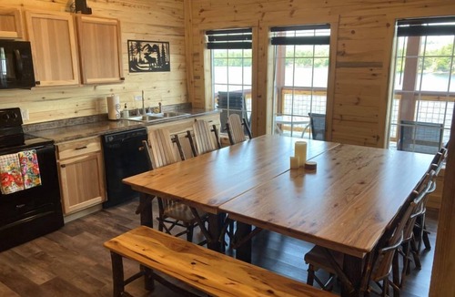 Houghton Cabin | Waterfront Northwoods Bunkhouse 19B