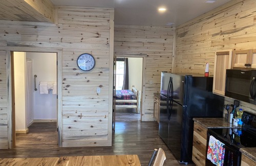 Houghton Cabin | Waterfront Northwoods Bunkhouse 19B