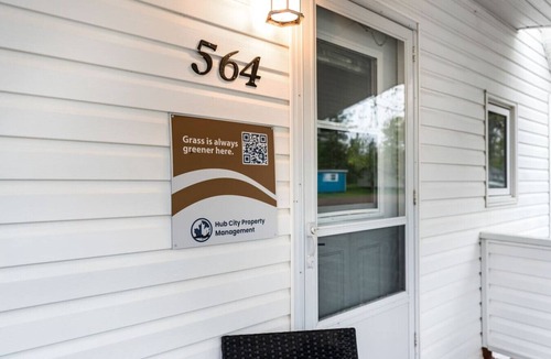 Shediac House | Waterfront Oasis | Chic, Kid-Friendly +Wharf Views