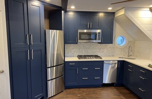 Annapolis Boat Rental | Waterfront Oasis of Annapolis FIRSTIE