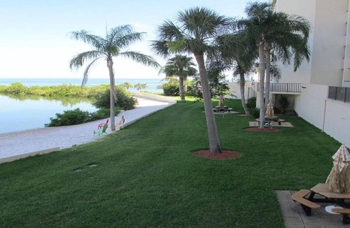 Hudson Condo | Waterfront Oasis on the Gulf