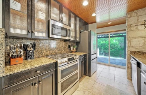 Seguin House | Waterfront Oasis | Outdoor Kitchen | Group Ready!