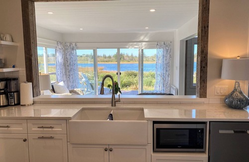 Darnley House | Waterfront oasis with private dock, hot-tub, 2 minutes to beach