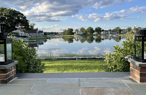 Old Greenwich House | Waterfront Old Greenwich House, Ct