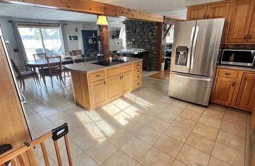Naples House | WATERFRONT ON BRANDY POND! SLEEPS 20!