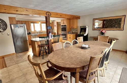 Naples House | WATERFRONT ON BRANDY POND! SLEEPS 20!