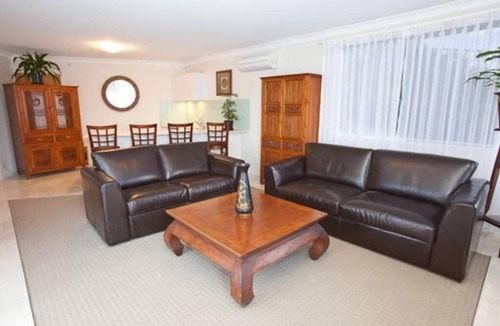 Manly Apartment | Waterfront on Manly Harbour