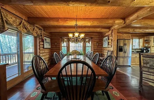 Denmark House | WATERFRONT ON PERLEY POND