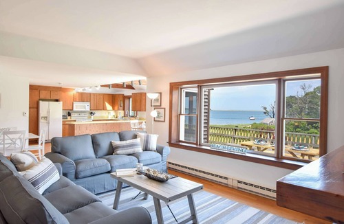 South Orleans House | Waterfront on Pleasant Bay!