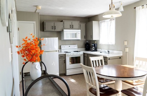 Bellmore Apartment | Waterfront on Raccoon Lake