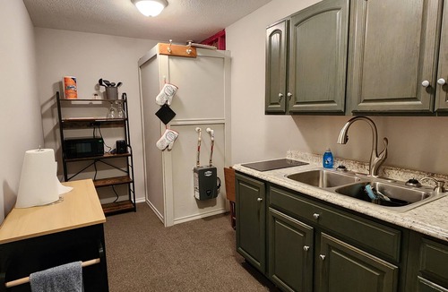 Hemphill Cottage | Waterfront on Toledo Bend! 10 mins from Hemphill town square!