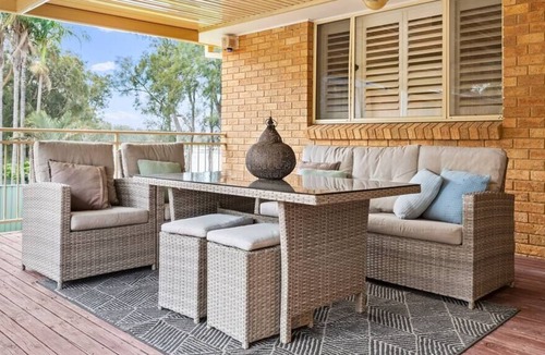 Charmhaven House | Waterfront Paradise/ Charmhaven