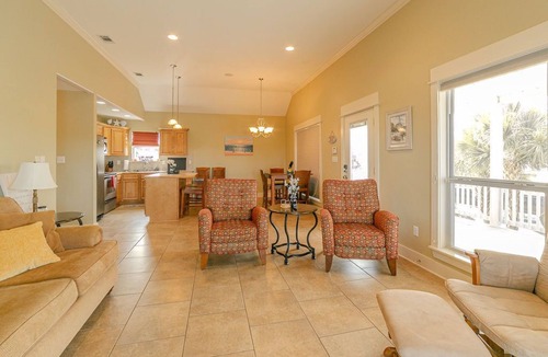 Shoreline Park House | Waterfront Paradise