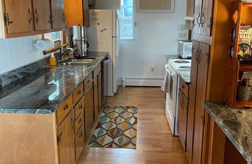 Canandaigua House | Waterfront Paradise with NEW Jacuzzi Spa!