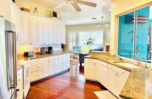 Eight Lakes House | Waterfront Paradise | Pool, Spa, Kayaks & Dock