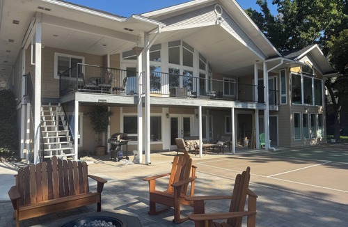 Spokane Valley House | WATERFRONT PARADISE