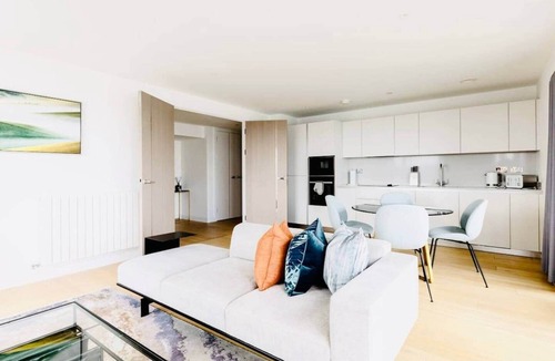 Woolwich Apartment | Waterfront penthouse | 2BR | 2.5BA | 2floors