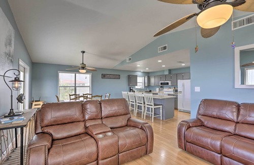 Salem House | Waterfront Perry Home w/ Views, Dock & Boat Slip!