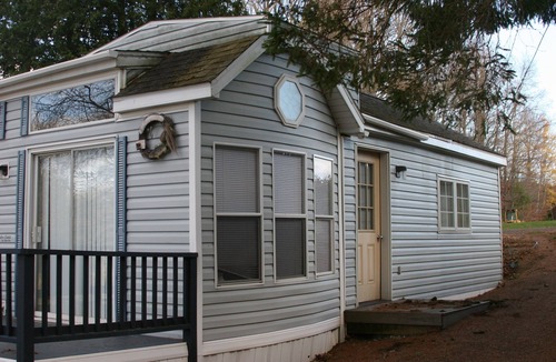 Broadalbin Cottage | Waterfront Playground- 1750 💰 wkly peak Season Rate PLUS PLUS.