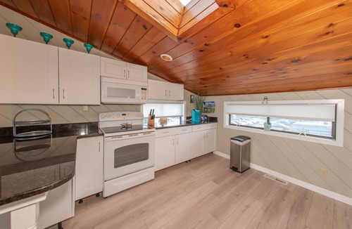 Newbury Condo | Waterfront Plum Island Getaway!