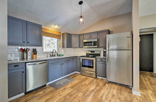 Pocono Lake House | Waterfront Pocono Lake Home w/Private Dock!