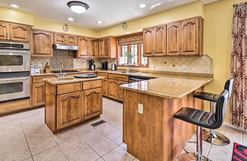 Henryville House | Waterfront Poconos Getaway: Game Room & Deck!