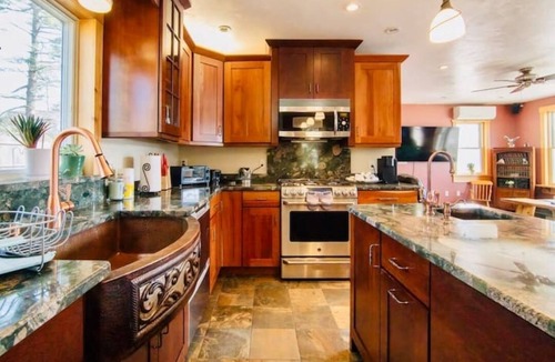 Plymouth House | Waterfront Pond House – Private & Peaceful Getaway