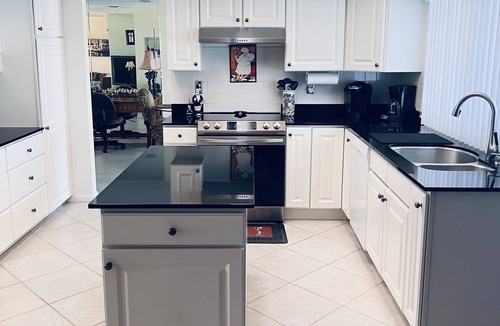 Bal Harbour House | Waterfront Pool Home with Dock directly On Bal Harbor