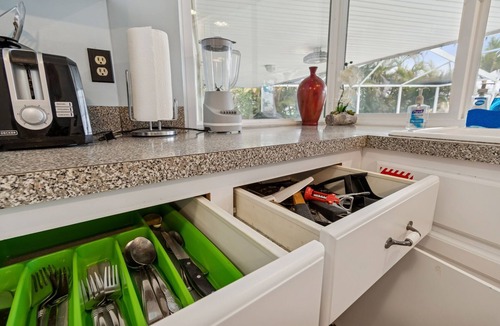 Clearwater House | Waterfront Pool Home - 12PPL 4BR