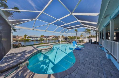 Apollo Beach House | Waterfront Pool House with Heated Pool
