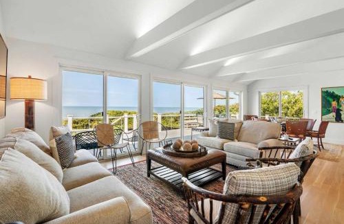 North Eastham House | Waterfront Private Beach Panoramic Views
