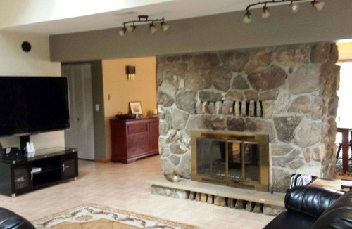 Treasure Lake House | Waterfront Property, Sleeps Six, Fun And Safe Community!