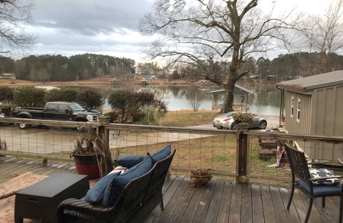 Leesburg Apartment | Waterfront ramp and boat dock