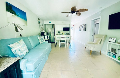 Dunedin Resort | Waterfront Resort Condo Gulf Sun Set