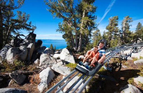 Tahoe Keys House | Waterfront Retreat - Pets Hot Tub BBQ