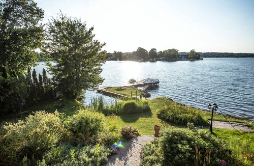 Orillia House | Waterfront Retreat: A Private Oasis with Firepit & BBQ