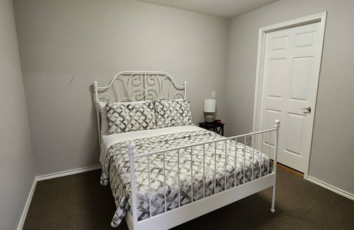Hemphill House | Waterfront retreat on Toledo Bend! Sleeps up to 22.