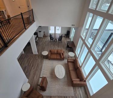 Rocky Mount House | Waterfront Retreat One