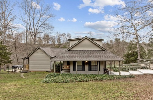 Sparta House | Waterfront River House - kayak, fish, & relax!