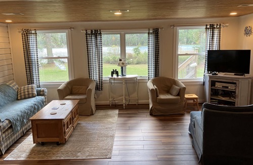 Kinsale House | Waterfront River House at Sandy Point