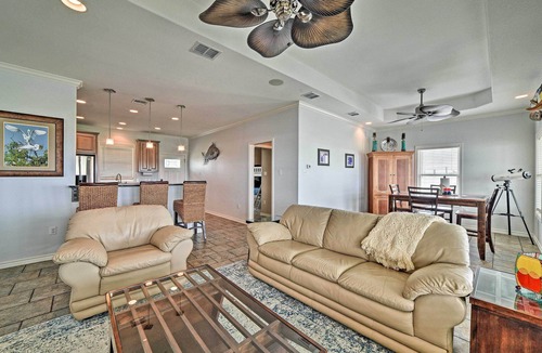 Rockport House | Waterfront Rockport Home w/Deck & Boat Ramp!