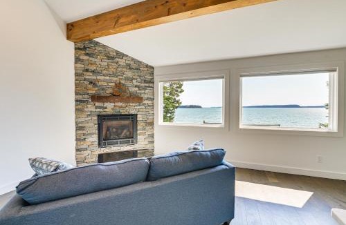 Roque Bluffs House | Waterfront Roque Bluffs Hideaway with Private Beach