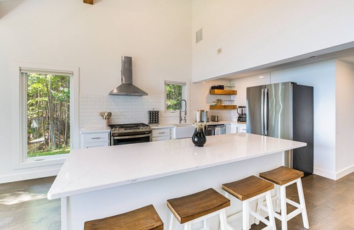 Roque Bluffs Cabin | Waterfront Roque Bluffs Hideaway w/Private Beach