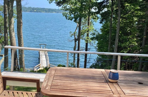 Round Pond House | Waterfront Round Pond Home, Private Dock