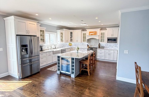 Seaford House | Waterfront Ryder Cup Accommodation < 8 miles from Bethpage Black