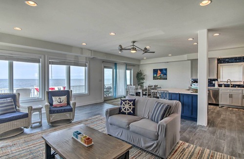 Green Creek Apartment | Waterfront Sanctuary w/Panoramic Bay Views!
