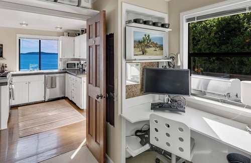 Briarcliff House | Waterfront Sanctuary with Panoramic Views