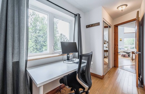 Stokes Bay Cottage | Waterfront Sauna Retreat | Sunset Views | Private Dog Run